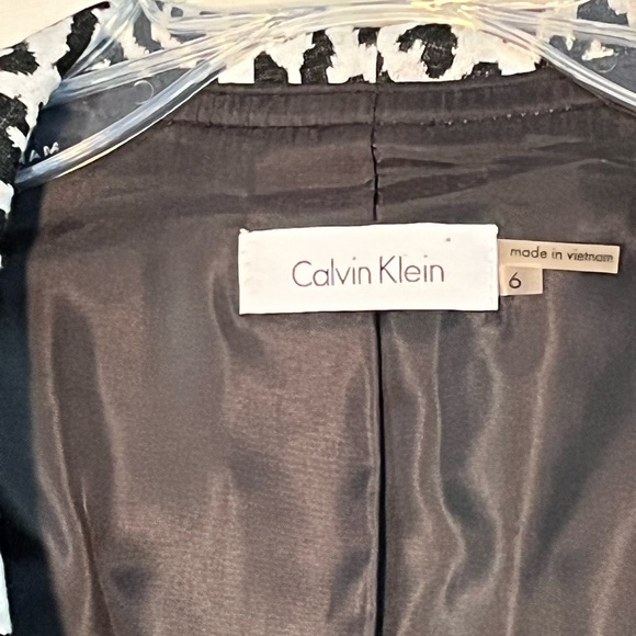 Calvin Klein Draped open jacket Womens size 6 black and white leopard print - Picture 3 of 4